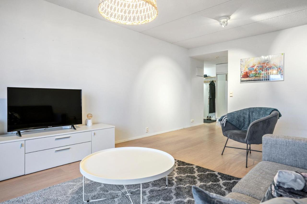 Apartment Sleepwell Sukkula With Private Sauna And Parking Turku Exterior photo